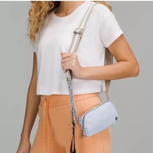 Lululemon Crossybody Everywhere Bag Pastel Blue/Raw Linen